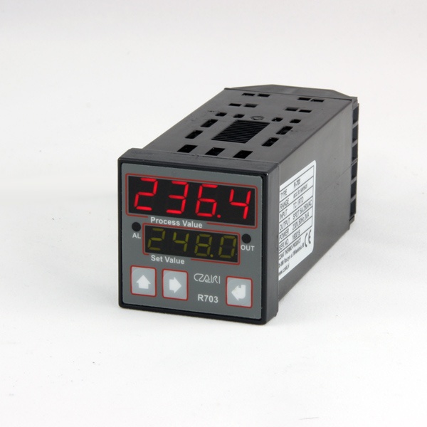 R-703 PID temperature controller