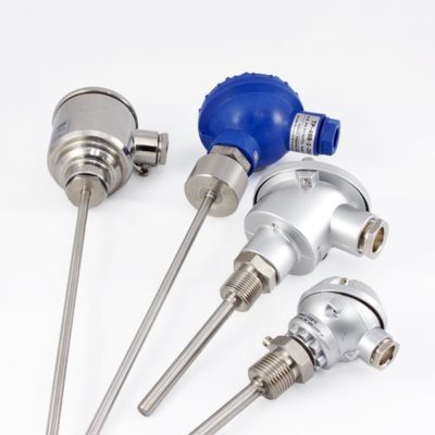 Temperature sensors with connection head